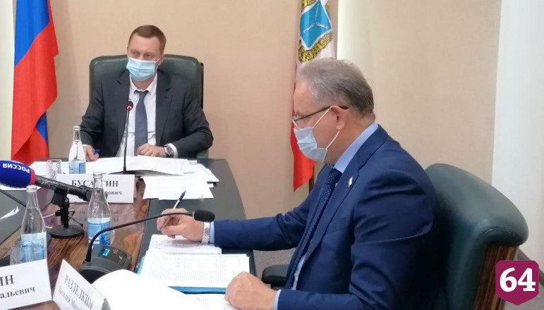 Чиновникам поручили не забывать о нуждающихся в помощи пожилых саратовцах 
