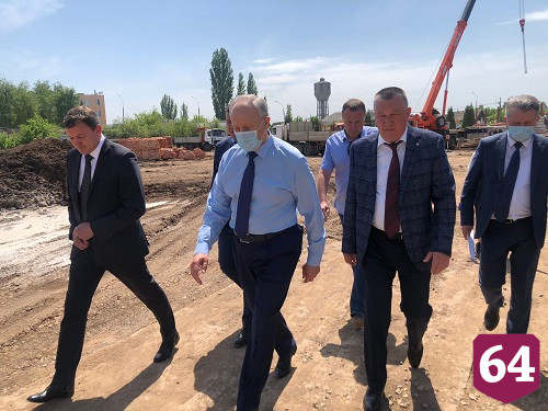 Губернатор поблагодарил коллектив Энгельсского дома-интерната за труд