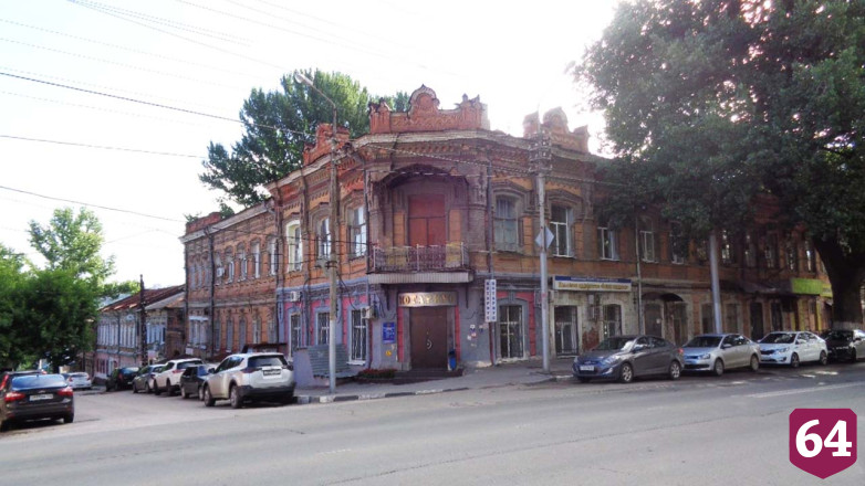 В Саратове за 1 рубль продадут старинную усадьбу на Кутякова