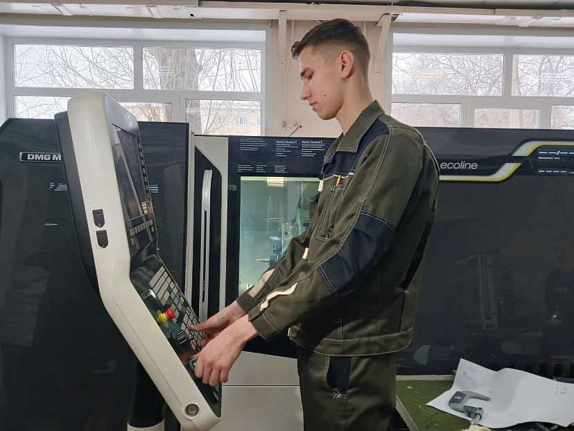 Профориентация охватила более 31 тысячи молодых саратовцев 
