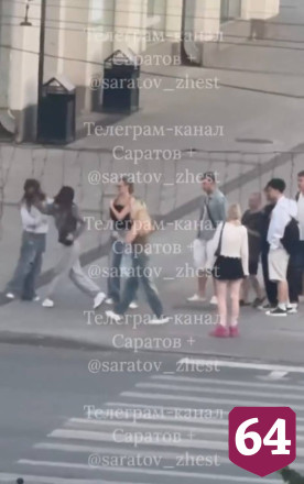 Полиция ищет очевидцев избиения девушки толпой у Крытого рынка