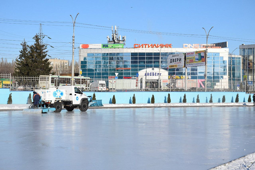В Саратове откроют два катка