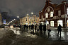 Жители Саратова проводят вечера в очереди на маршрутку