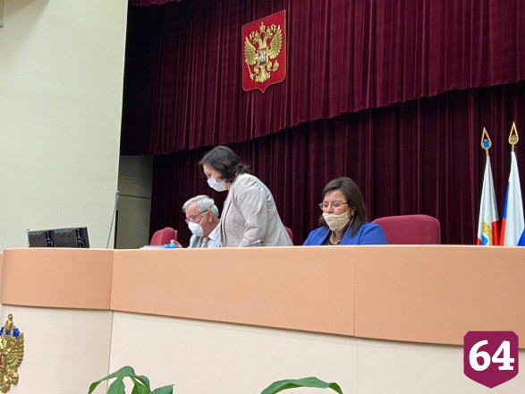 В думе Саратова сократили время для выступлений