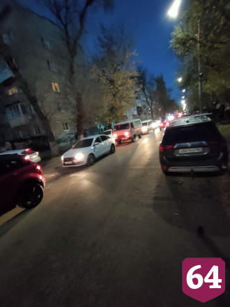 Транспортный коллапс парализовал центр Саратова
