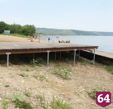 В Саратовской области благоустроили городской пляж