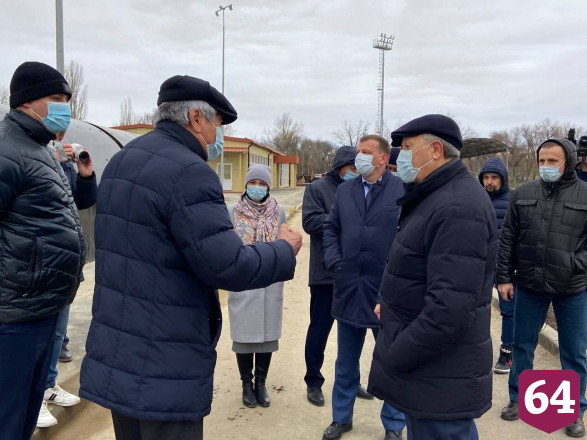 Радаев высоко оценил ремонт саратовского стадиона 