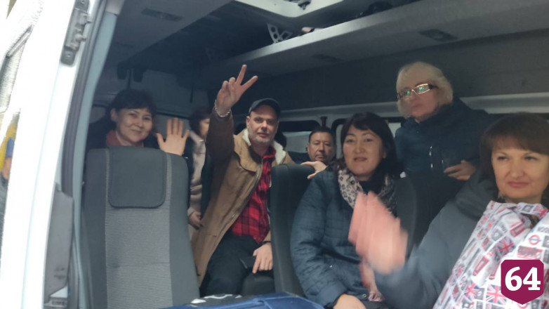 Саратовские медики выехали на помощь детям Донбасса
