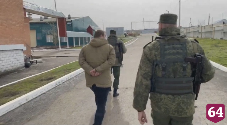 Двое иностранцев незаконно пришли в Саратовскую область и попались