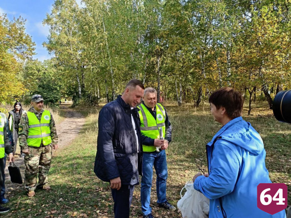 Участники субботника на Кумысной поляне собрали 12 кубометров мусора
