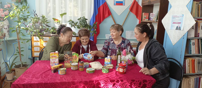 Саратовских бабушек учат находить здоровые продукты в магазине