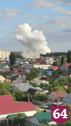 Под Саратовом крупный пожар уничтожил склад
