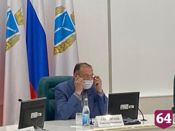Жители Саратова жалуются на шумные пьяные компании на улицах 