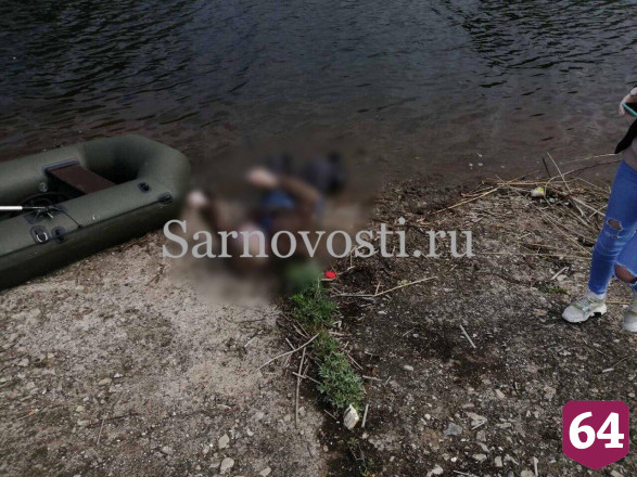 Спасатели достали из Волги тело погибшего мужчины