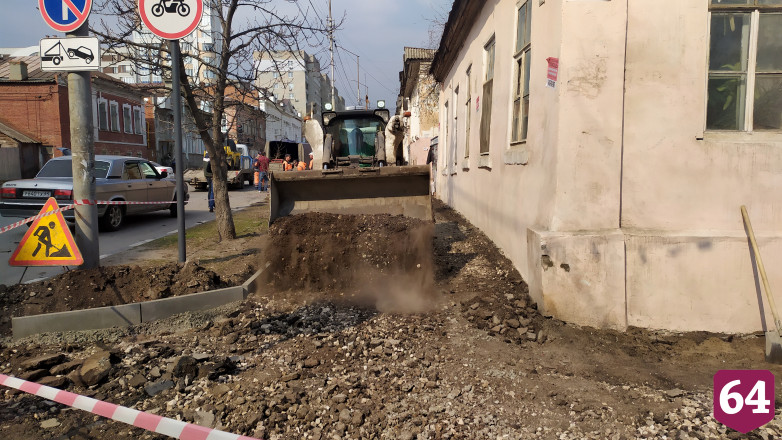 Общественные советы следят за ремонтом тротуаров в Саратове