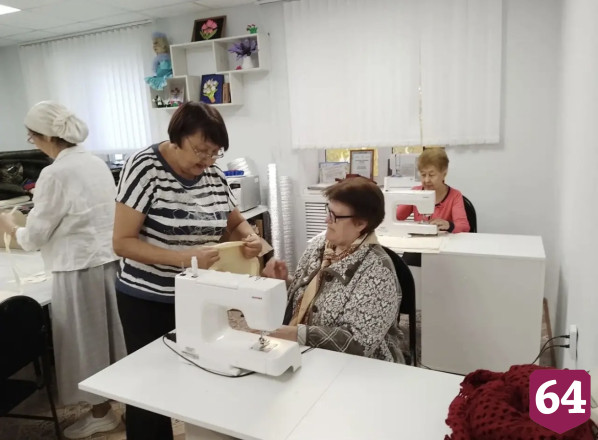 Под Саратовом шьют подушки для бойцов СВО 