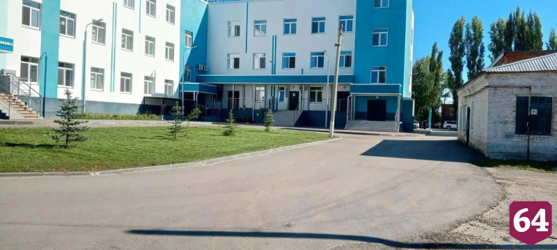 В Саратовской области отремонтировали территории 26 больниц