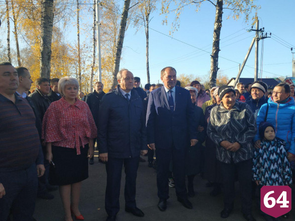 Губернатор открыл в Екатериновке новый Дом культуры 