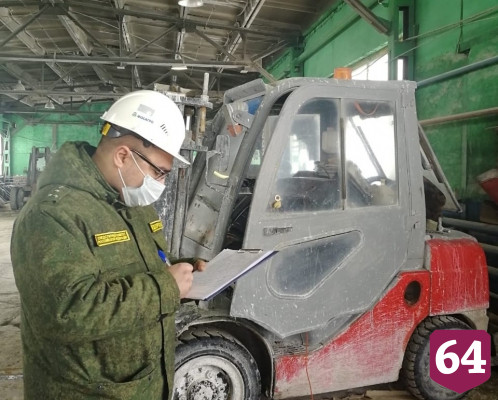 После гибели водителя под автопогрузчиком возбуждено уголовное дело
