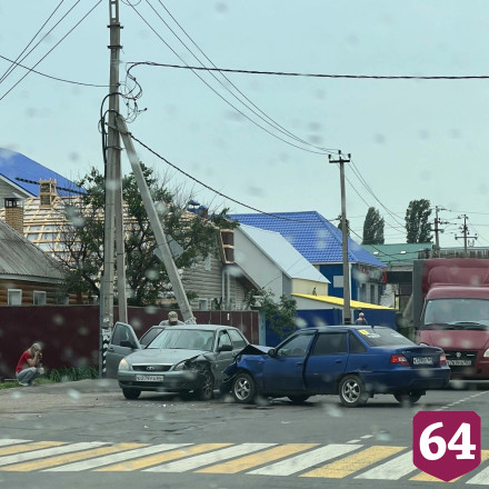 Две женщины пострадали в аварии с «Приорой»