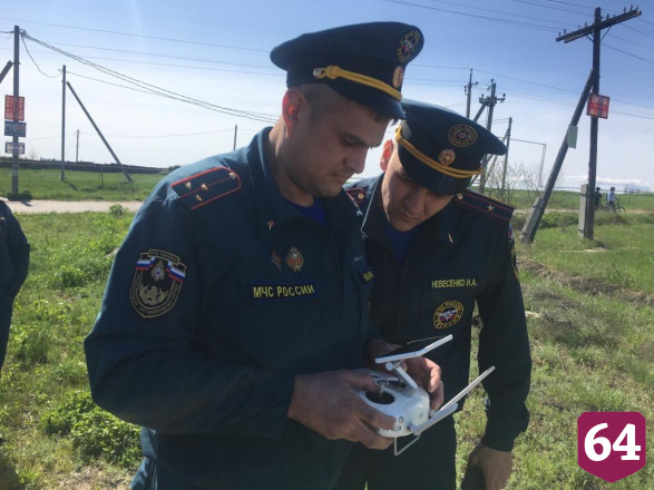 Пожарные с беспилотниками проверили саратовские поселки
