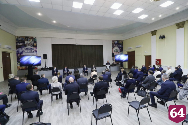 Володин потребовал от чиновников решить проблемы саратовских поселков 