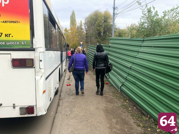 Саратов прощается с убитой Лизой Киселевой 