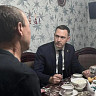 Глава Энгельсского района навестил участника СВО и передал ему благодарность