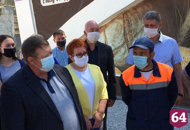 Дорожникам напомнили об ответственности за качество тротуаров в Саратове