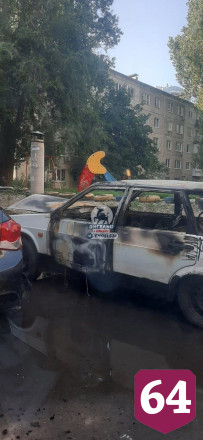 Ночью в центре Энгельса сожгли несколько машин