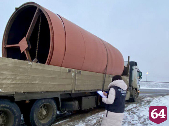 В Саратове водитель попался при передаче инспектору 20 тысяч рублей
