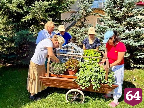 Пожилые жители Саратовской области круглогодично занимаются гарденотерапией
