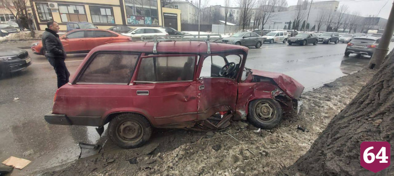 Мужчина покалечился в ДТП на Шехурдина