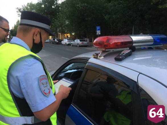 За два дня автоинспекторы Саратова выявили 63 нарушителя 