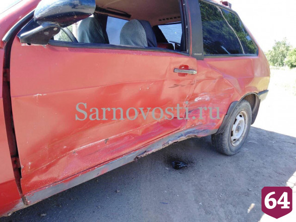 Мужчина разбил голову в ДТП с двумя легковушками