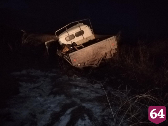 Водитель УАЗа съехал в кювет и покалечил пассажирку