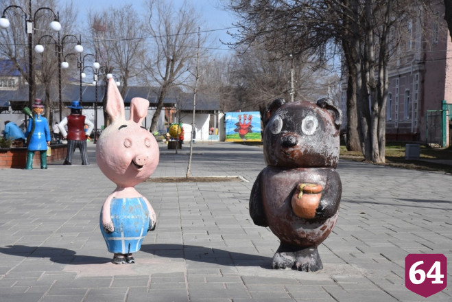 В саратовском парке поселился волк ростом с человека