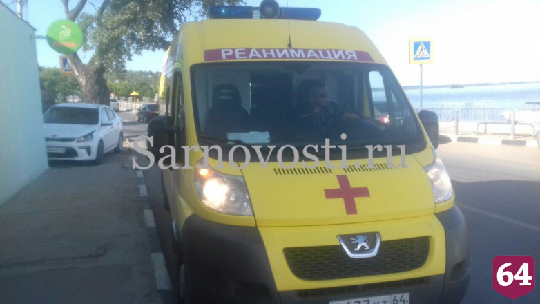 Мужчина попал в ожоговый центр после использования бензина на пляже