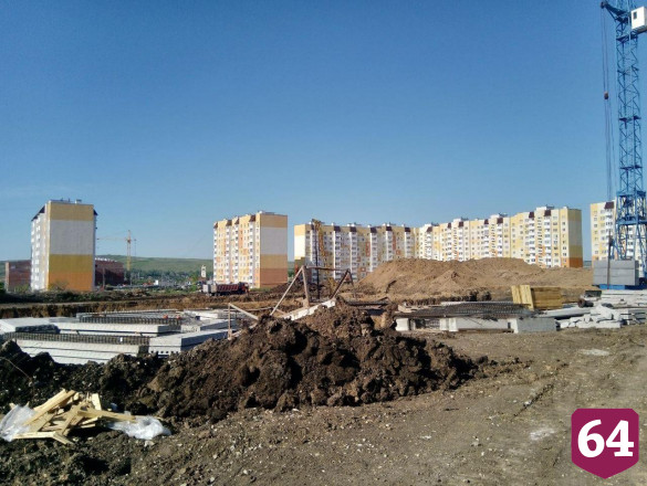 Губернатор попросил строителей соцобъектов не ссылаться на погоду 