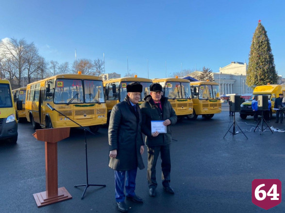 Саратовская область получила 58 новых школьных автобусов
