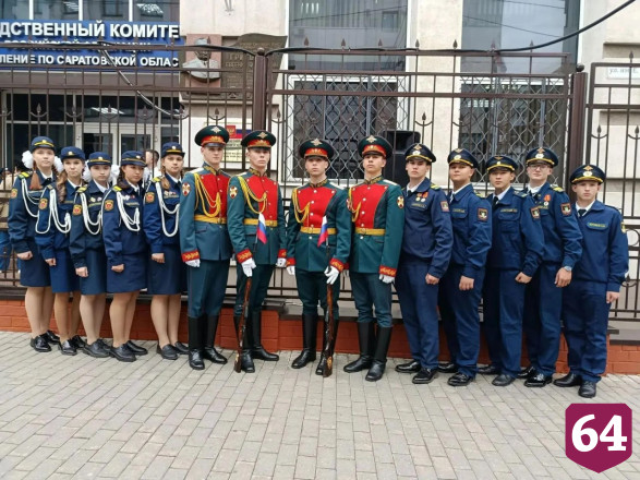 Энгельсские школьники изучают криминалистику и предпринимательство 