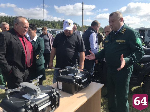 Победителям турнира лесных пожарных вручили кусторез 