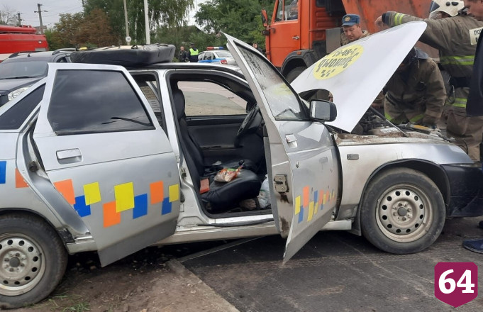Женщина после поездки в такси попала в травматологию 