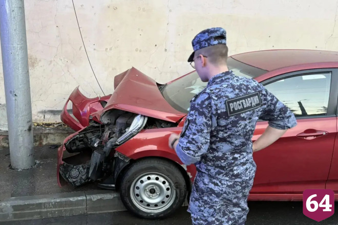 В Саратове женщина попала в аварию из-за сердечного приступа