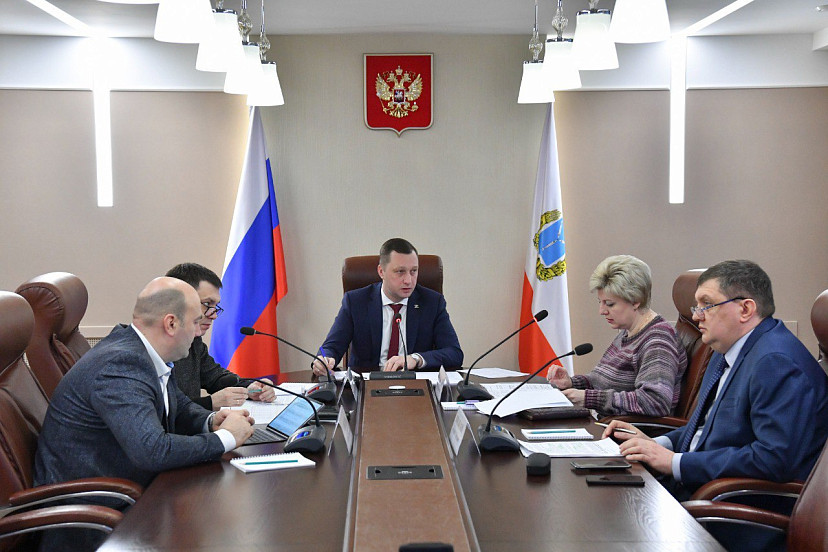 В Саратовской области планируют расселить 202 аварийных дома