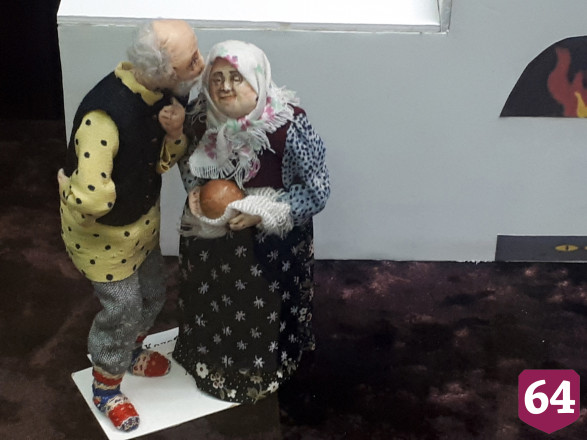 В саратовском музее показывают кукол с человеческими судьбами