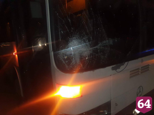 Автобус сбил мужчину у завода в Саратове