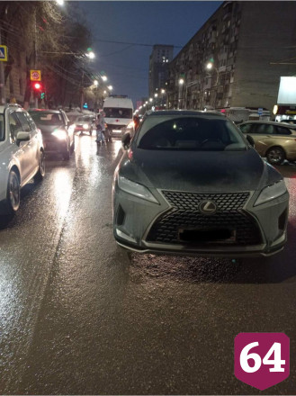 В аварии со «скорой» на Чернышевского покалечился молодой мужчина