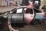В центре Саратова BMW врезалась в дом после ДТП