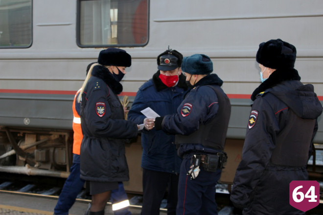 Полицейские на вокзале беседовали о борьбе с коррупцией 